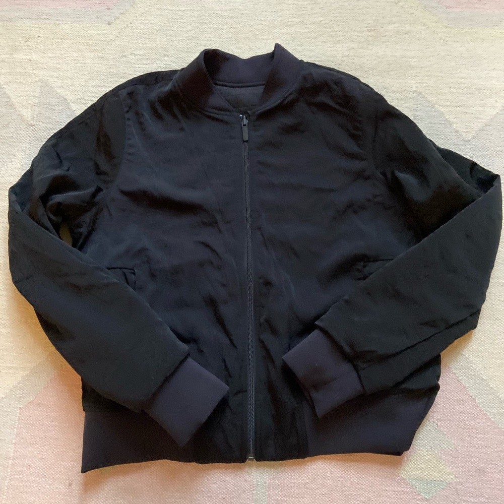 Lululemon reversible bomber jacket